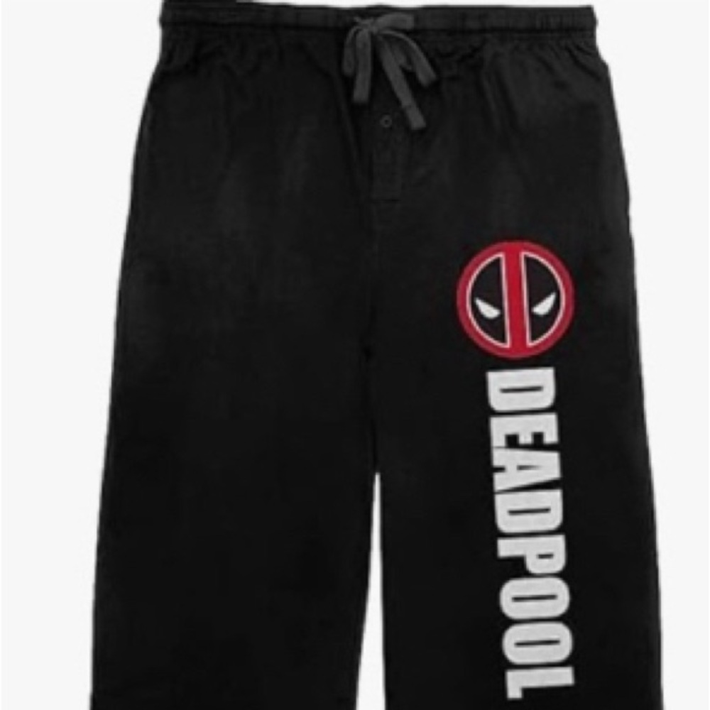Marvel DeadPool sweat pants men’s xxl
Good condition. Tie front with buttons.